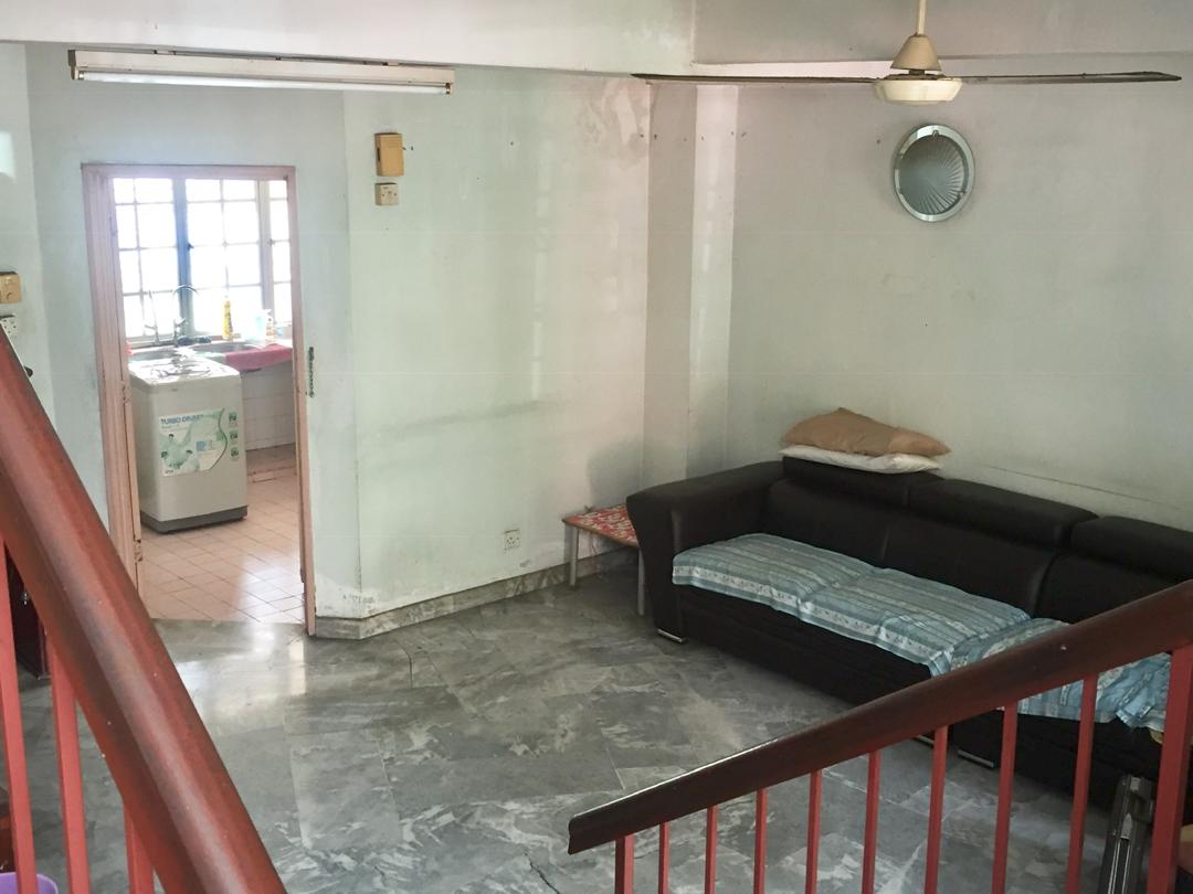 2 Storey Jalan Cecawi Seksyen 6, Kota Damansara - photo 4