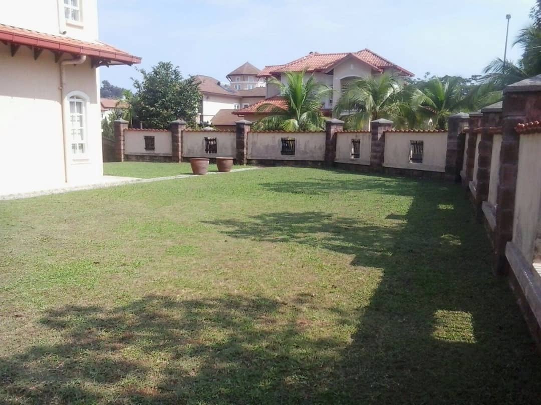 Bungalow at Bukit Jelutong Jalan Bidai, Shah Alam - photo 2
