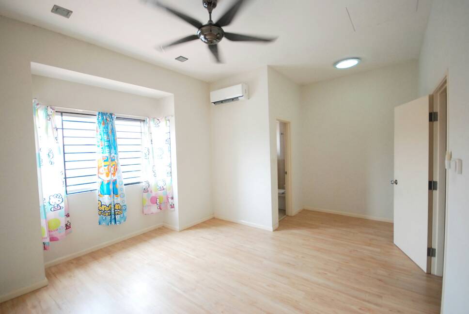2 Storey Terrace Sec U10 Sunway Alam Suria - photo 4