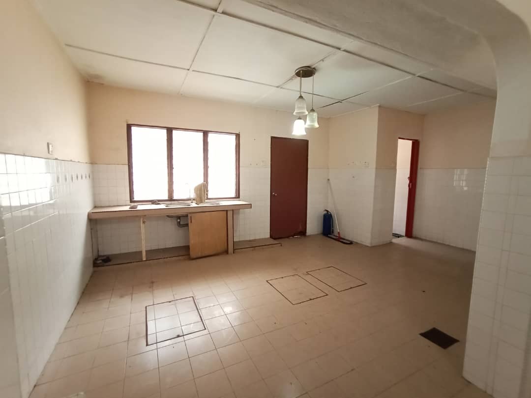 FREEHOLD Teres 2 Tingkat Taman Dagang Jaya Ampang - photo 3