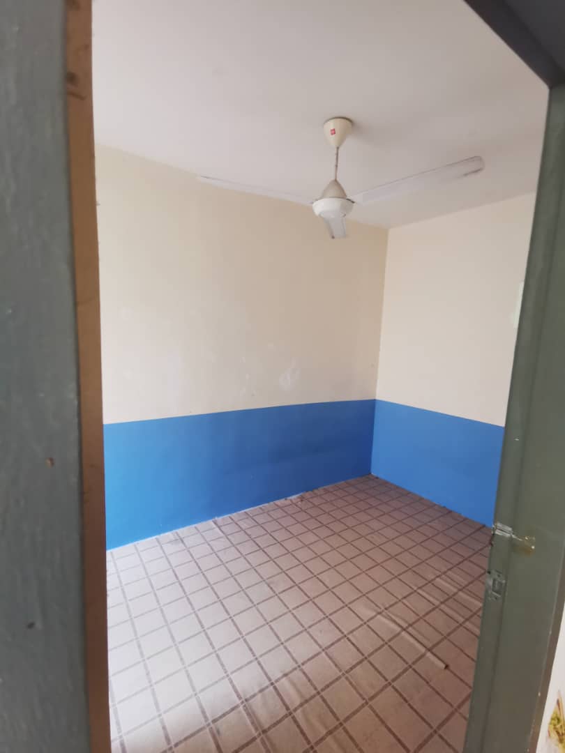FREEHOLD APARTMENT FLAT DAHLIA SEREMBAN 2 - photo 2