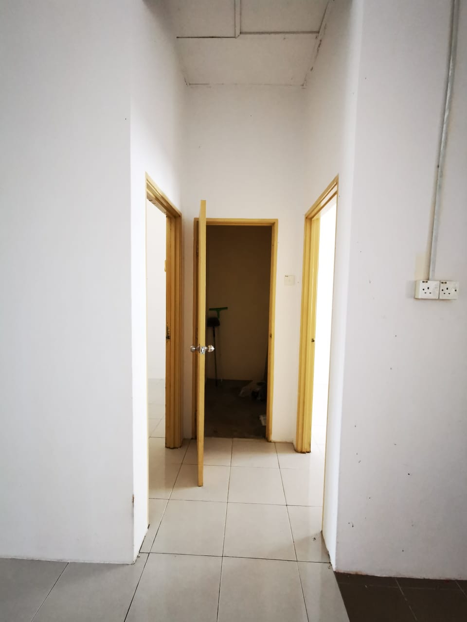 NICE FACING OPEN TAMAN JASPER JAYA SEREMBAN - photo 5