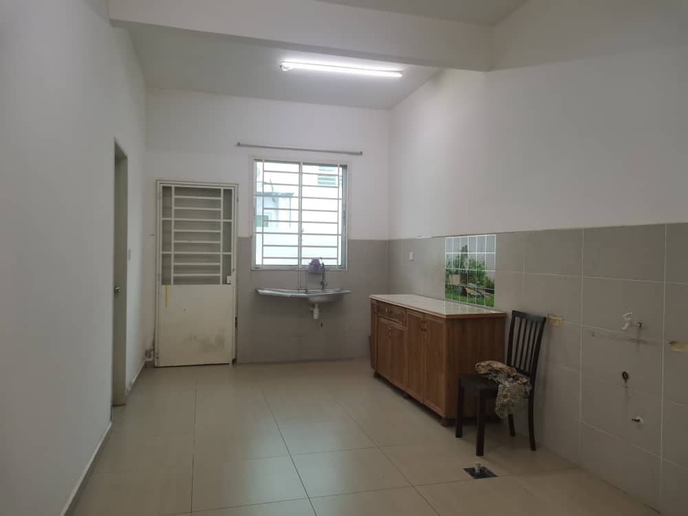 2STY HIJAYU 3D BANDAR SRI SENDAYAN SEREMBAN - photo 2