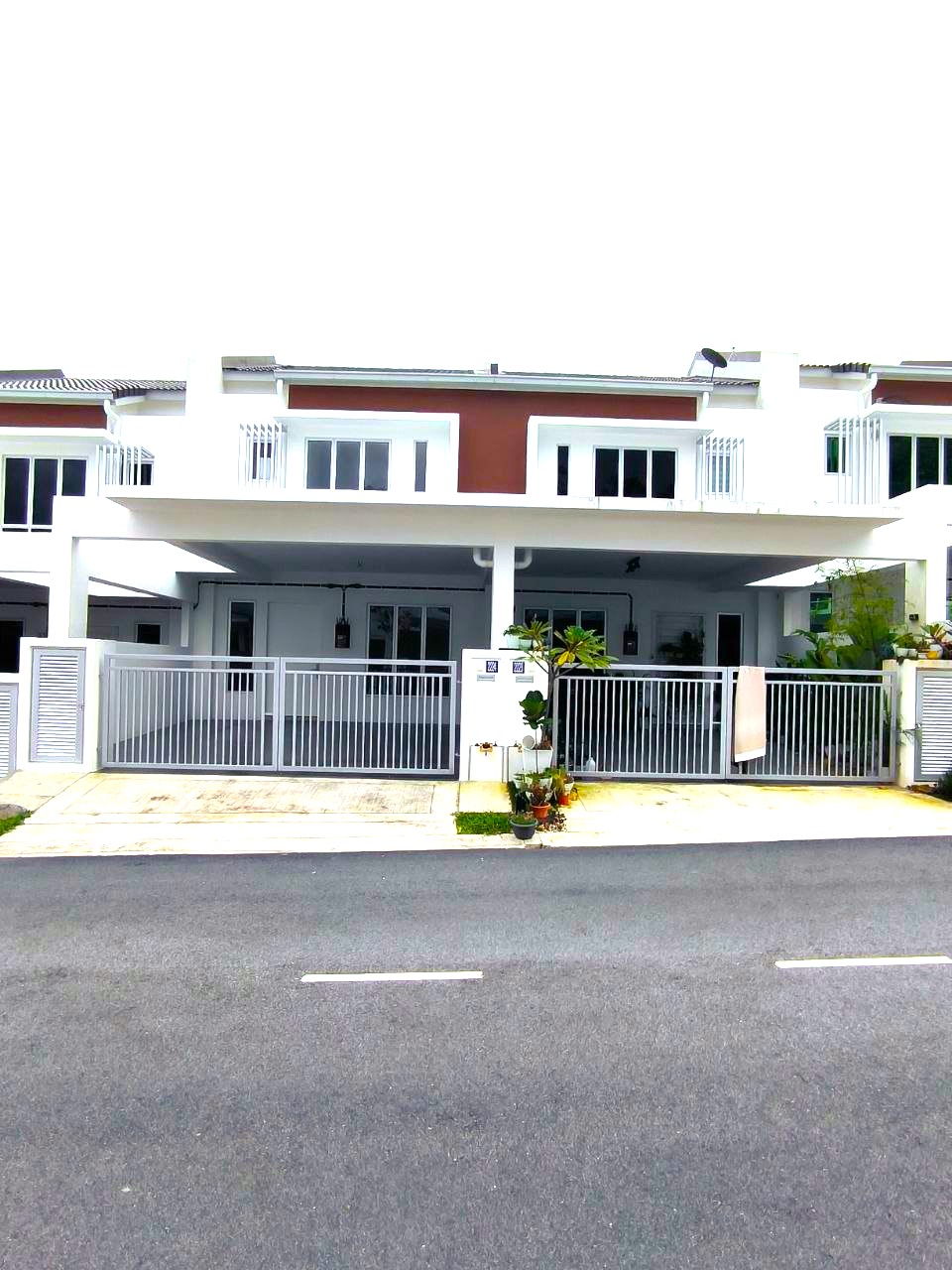 NEW HOUSE I TIARA SENDAYAN I CLUB HOUSE FACILITY - photo 2