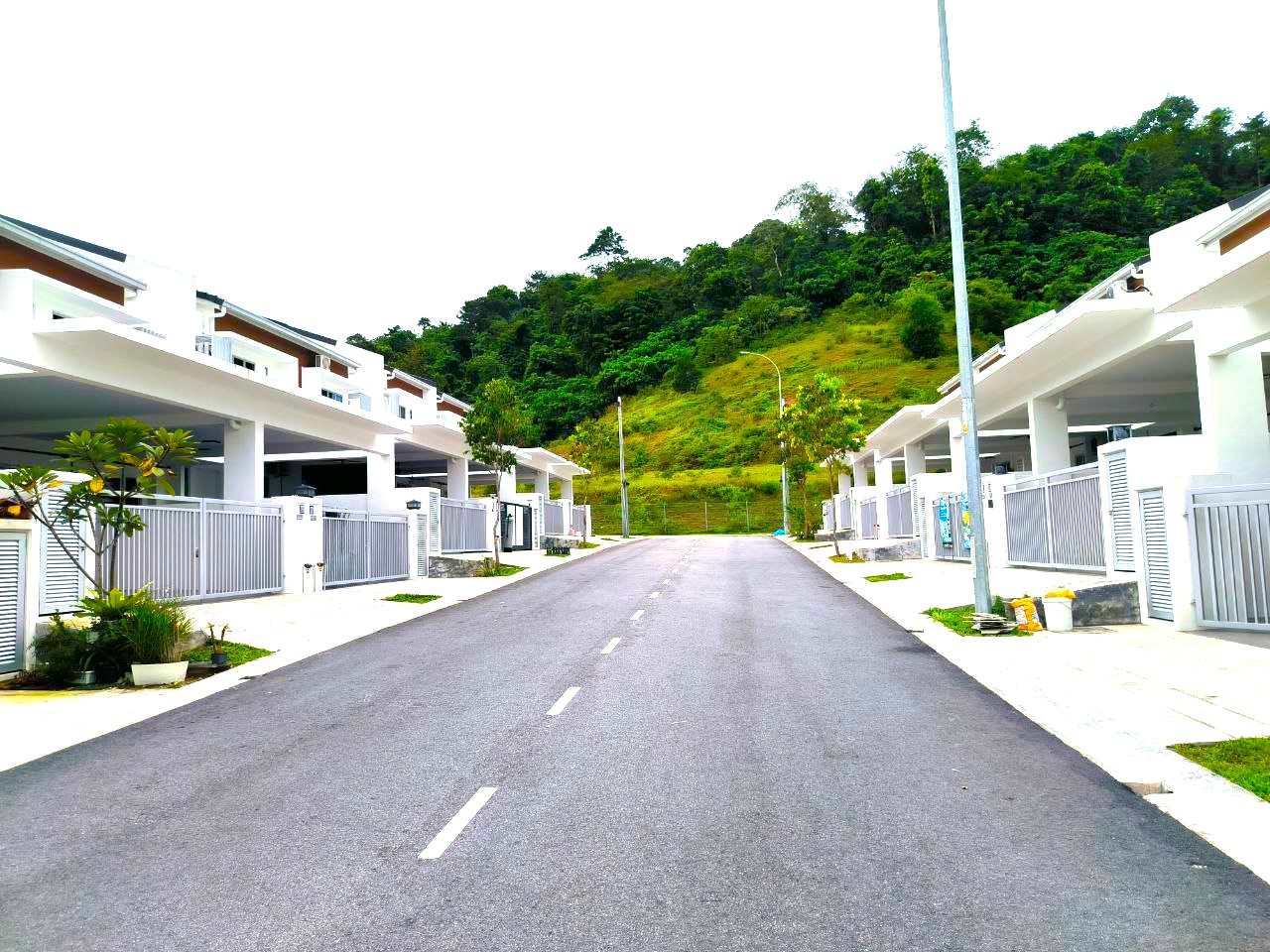 NEW HOUSE I TIARA SENDAYAN I CLUB HOUSE FACILITY - photo 3