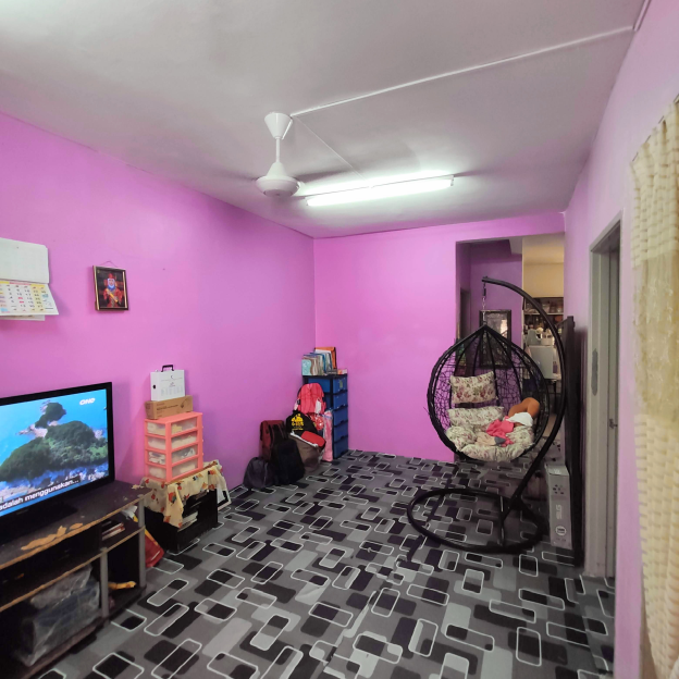 Low Floor Newly Painted Pangsapuri Kos Rendah BTS