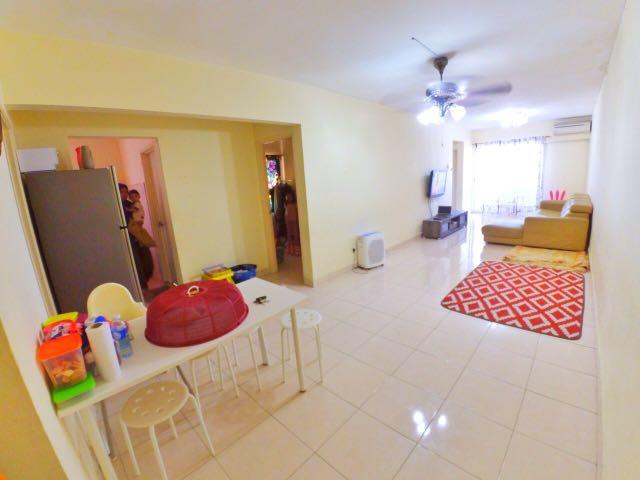 Newly Painted Aliran Damai Condominium 7Mins MRT - photo 3