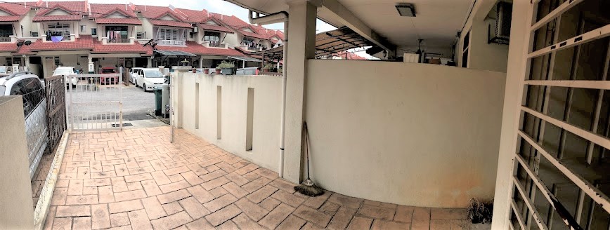 Ground Floor Townhouse Bayu Parkville - photo 3