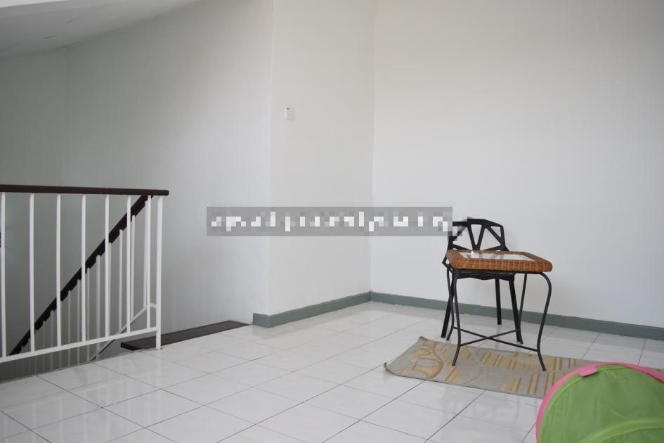 2 5Sty 5R3B Tmn Desa Karunmas Balakong Walk Surau - photo 5