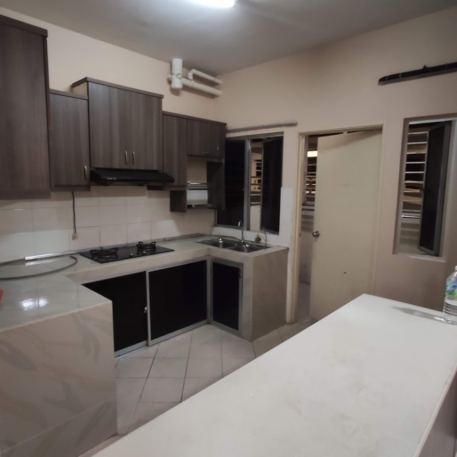 RENT 4R2B Condo Unipark Next to UNITEN UPM IUKL - photo 2
