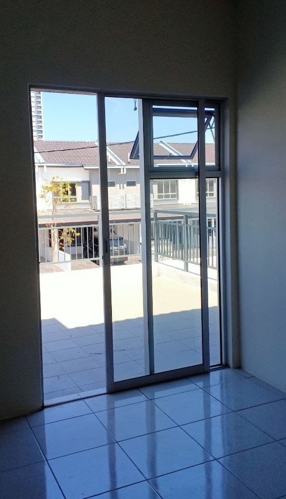 TOWNHOUSE KITA BAYU CYBERSOUTH DENGKIL - photo 3