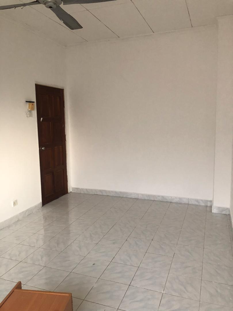 2STY SUADAMAI BANDAR TUN HUSSEIN ONN - photo 2