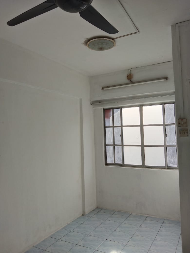 CONDO TAMAN SETIA BALAKONG - photo 3