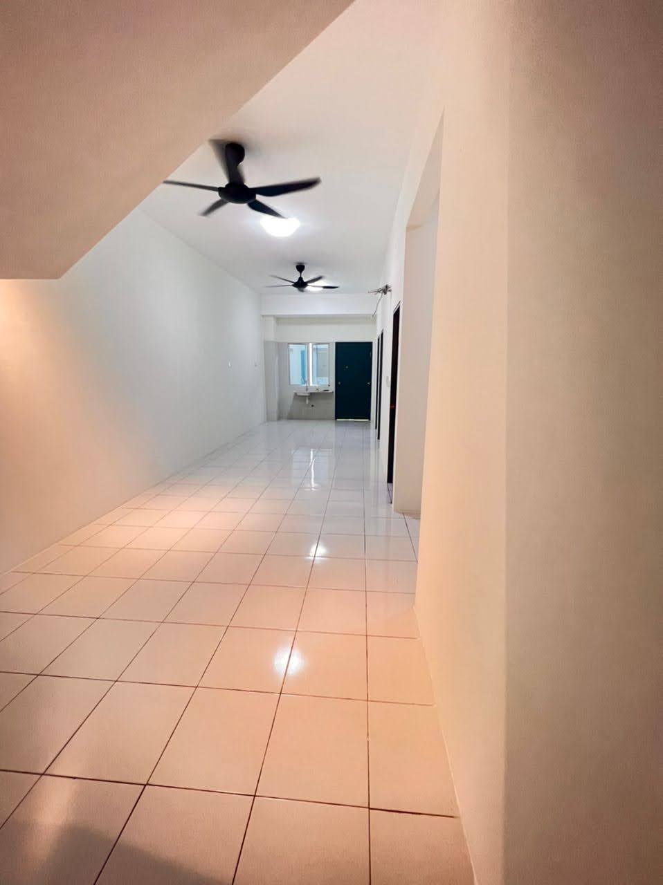 GROUND FLOOR TOWNHOUSE KITA BAYU CYBERSOUTH - photo 2