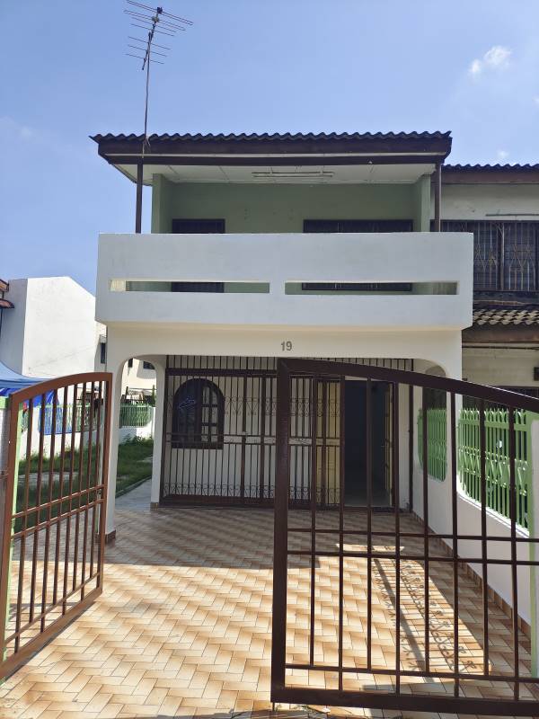 2STY CORNER TMN SERI MUDA SS25 SHAH ALAM - photo 1
