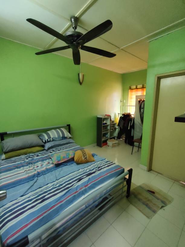2STY TMN UNIVERSITI KAJANG NEAR UKM - photo 2