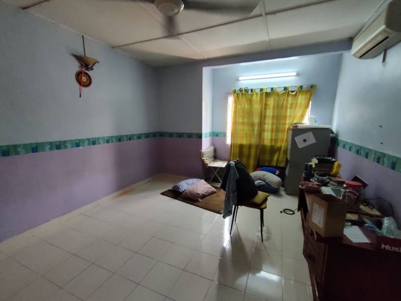 2STY TMN UNIVERSITI KAJANG NEAR UKM - photo 3