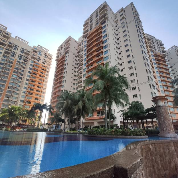 EAST LAKE RESIDENCE SERI KEMBANGAN