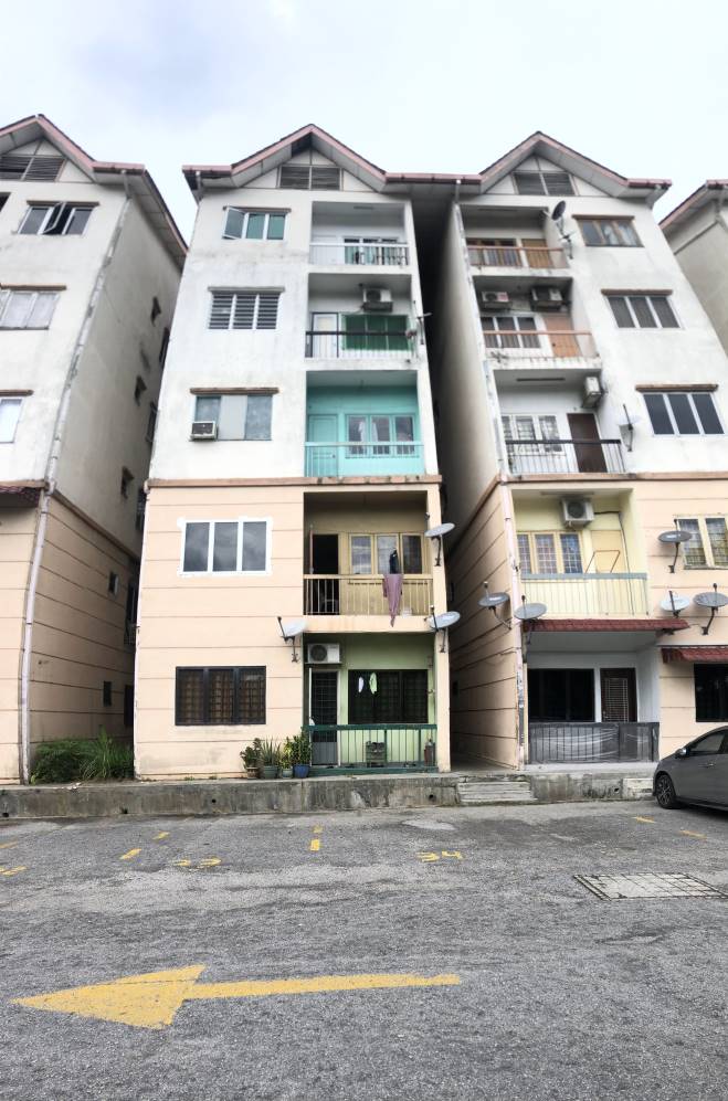 PANGSAPURI SERI JASA TAMAN SG BESI INDAH