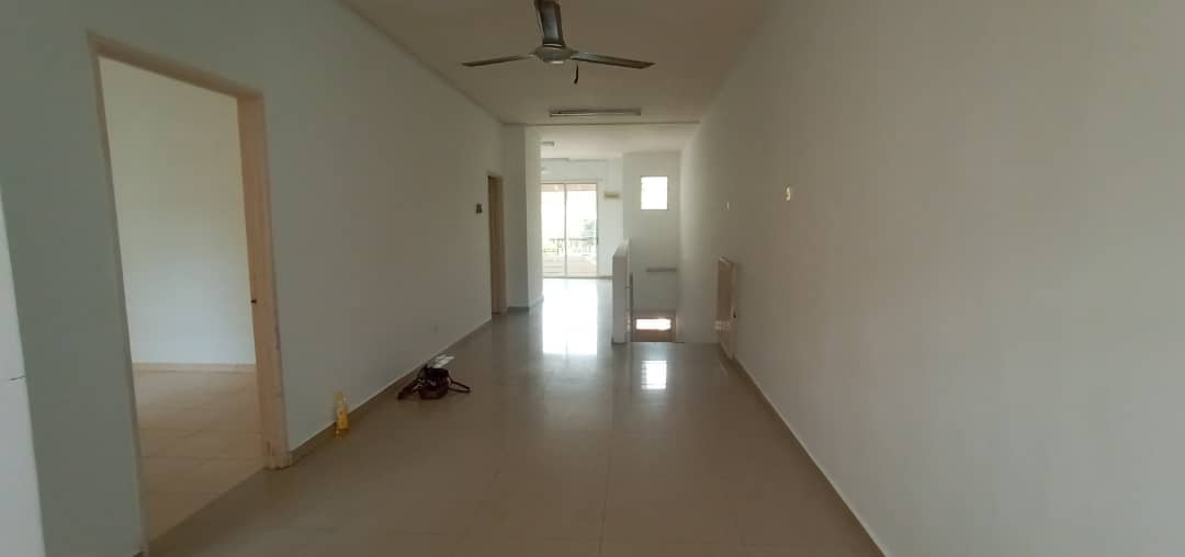 CORNER LOT Townhouse Bayu Parkville Upper Floor - photo 2