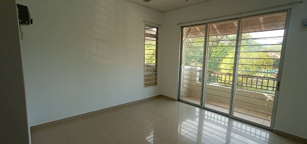 CORNER LOT Townhouse Bayu Parkville Upper Floor - photo 3