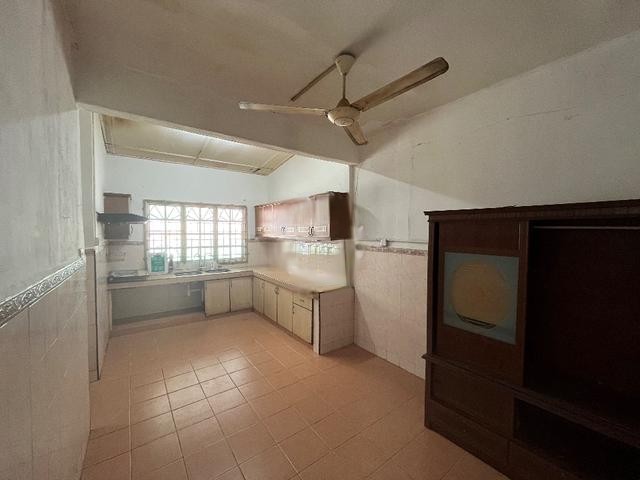 2STY SEKSYEN 4 BANGI - photo 4