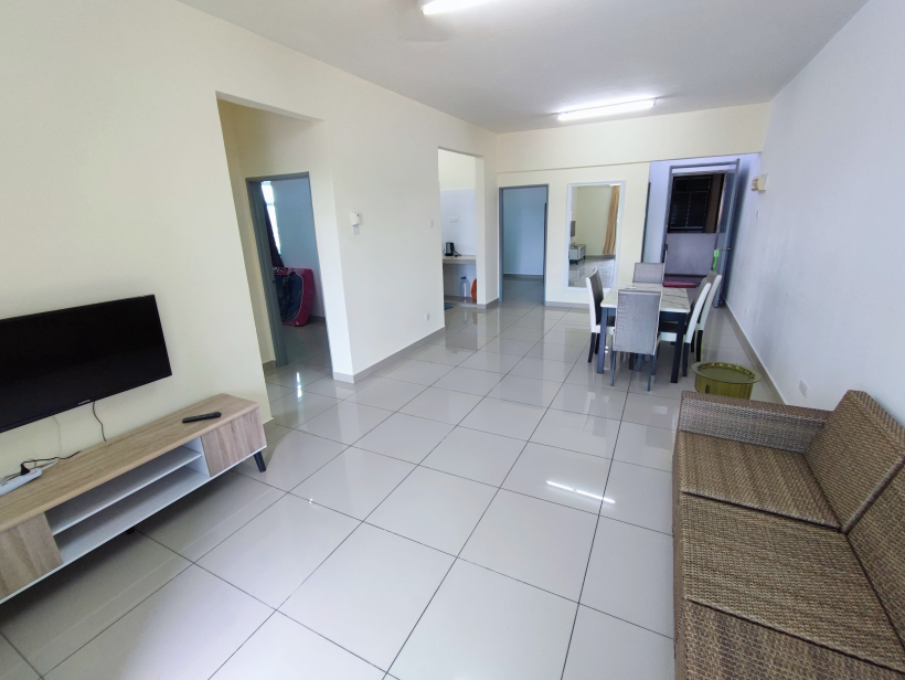 3R2B SILK RESIDENCE BALAKONG - photo 4