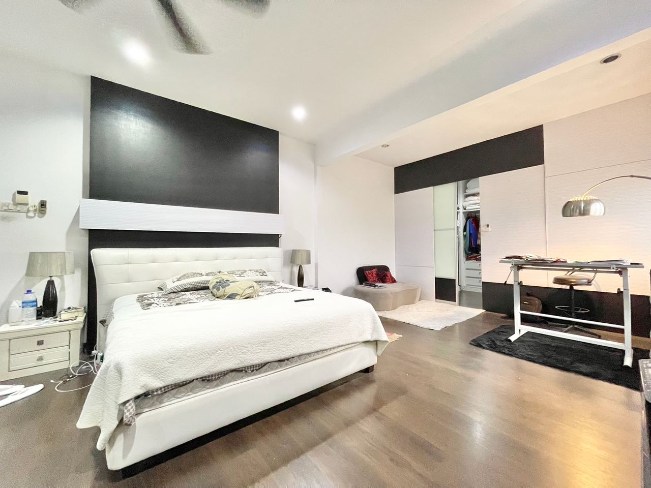 2STY BUNGALOW LAMAN AKASIA NILAI IMPIAN NILAI - photo 1
