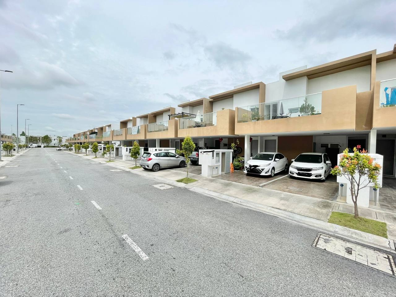 GF TOWNHOUSE CASA BLUEBELL CYBERSOUTH CYBERJAYA