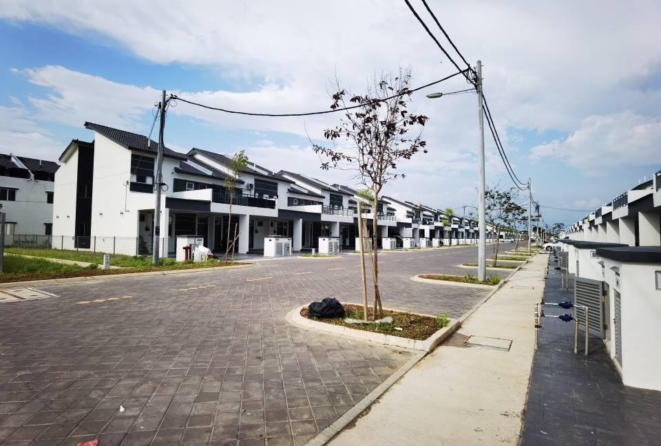SALE GROUND FLOOR TOWNHOUSE KITA BAYU CYBERSOUTH