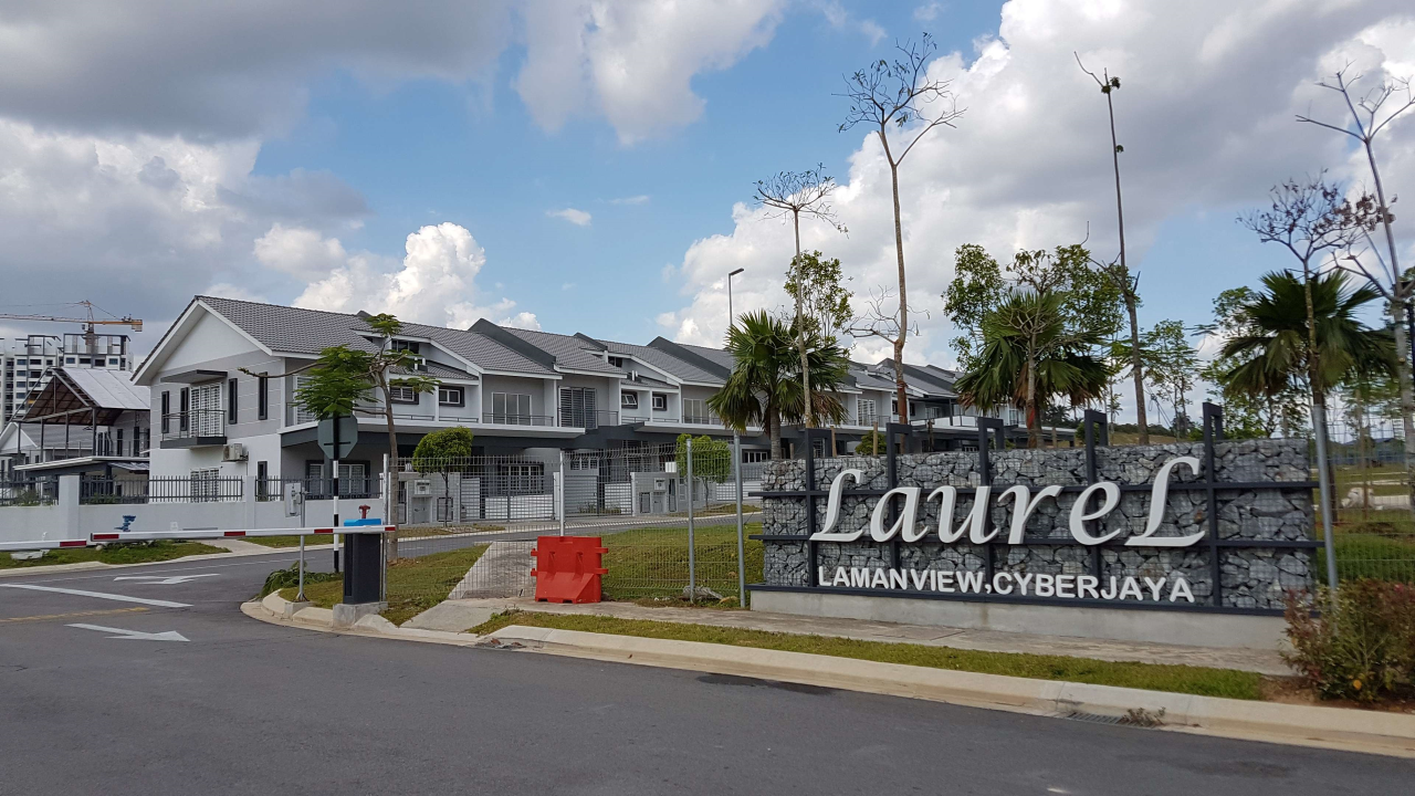 SALE 2STY LAUREL LAMAN VIEW CYBERJAYA