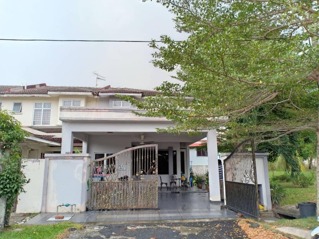 RENT 2STY LEP 3 TAMAN LESTARI PUTRA SERI KEMBANGAN