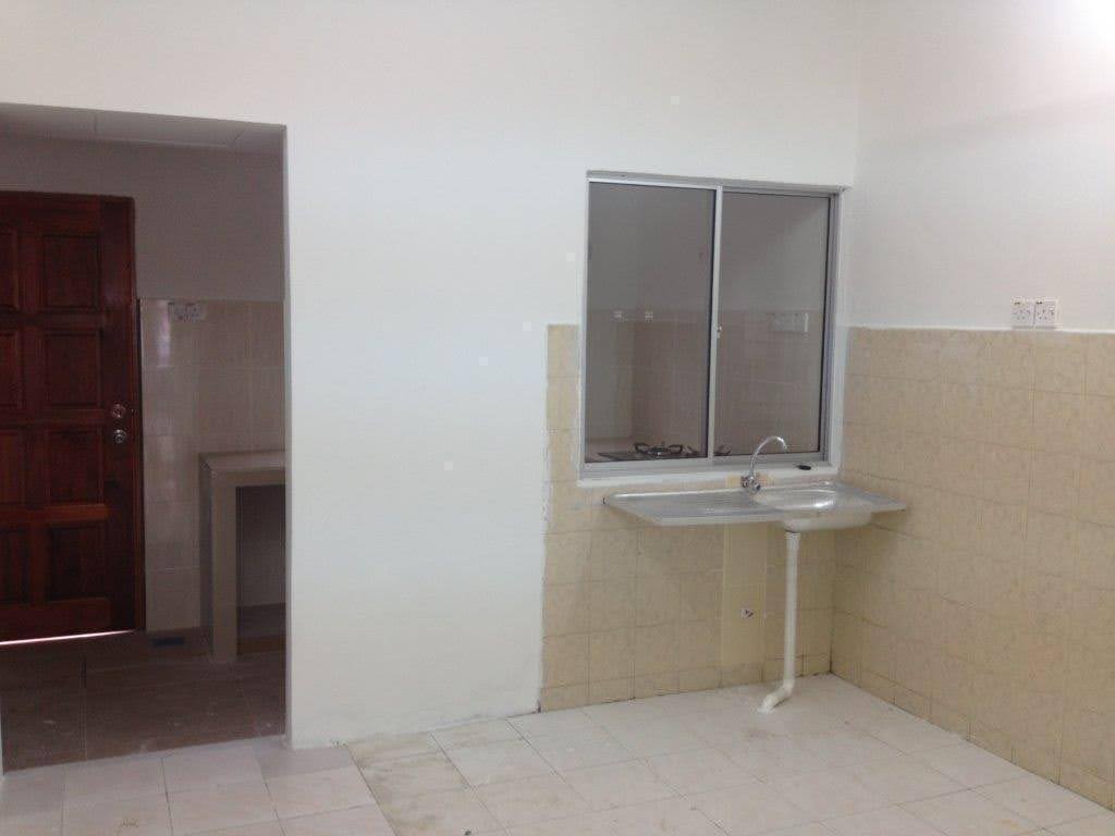 RENT 2STY LEP 3 TAMAN LESTARI PUTRA SERI KEMBANGAN - photo 3