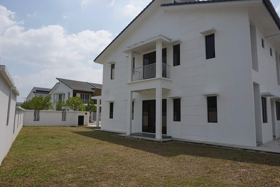 Double Storey Corner Lot, Laman Akasia, Nilai - photo 2