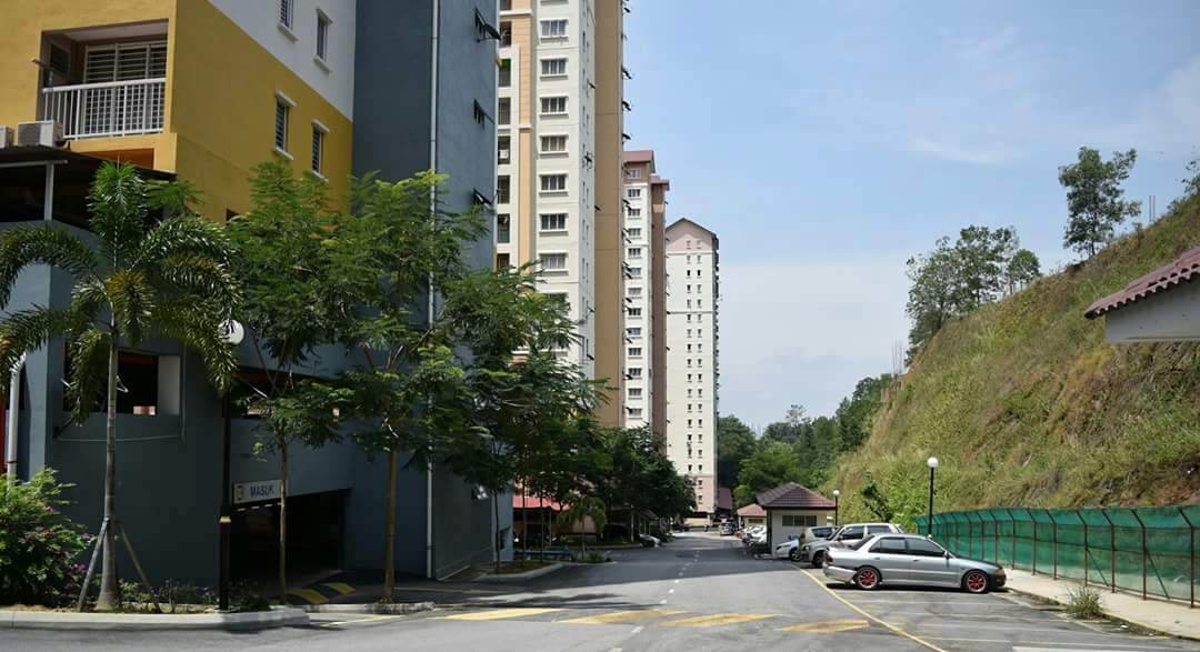 LAKEVIEW APARTMENT, TAMAN JASA PERWIRA, SELAYANG