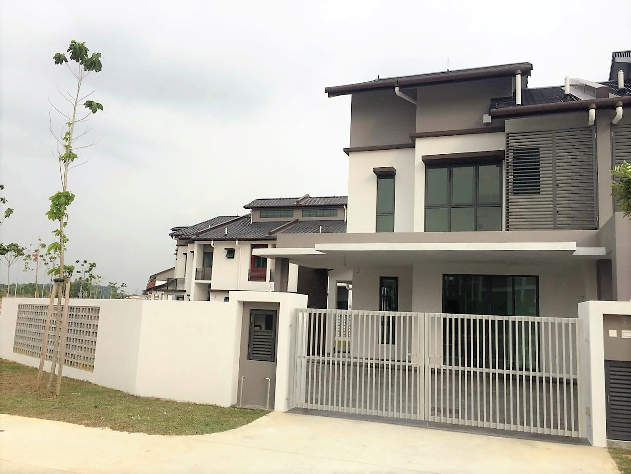 TWO STOREY CORNER LOT HOUSE, BANDAR BUKIT RAJA