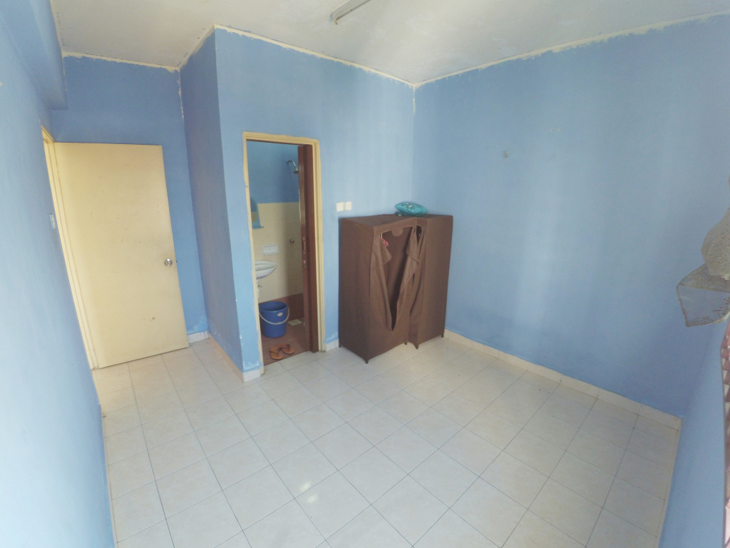 SRI GOTONG APARTMENT, BATU CAVES, SELAYANG, GOMBAK - photo 3