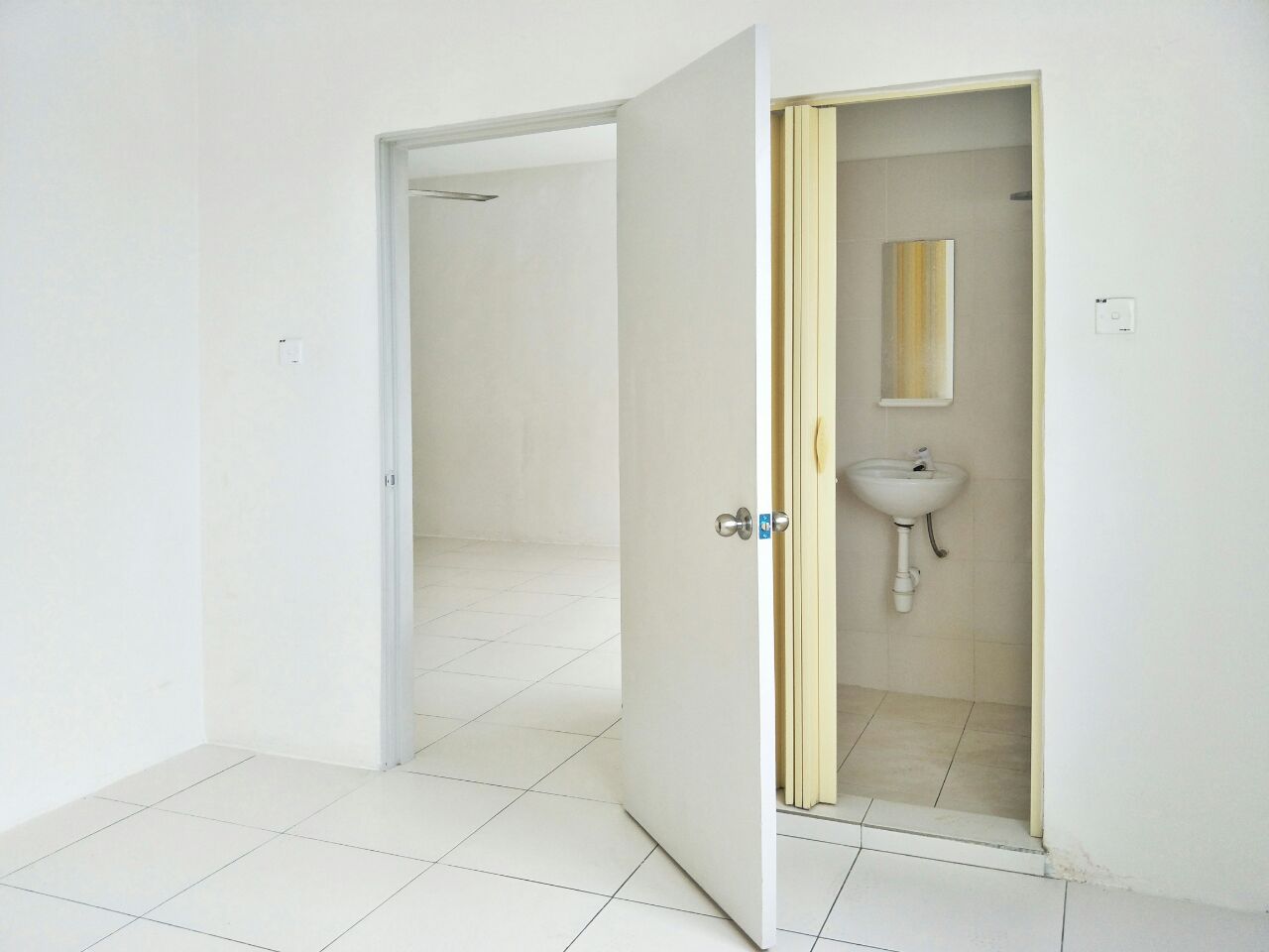 LAKEVIEW APARTMENT, TAMAN JASA PERWIRA, SELAYANG - photo 5