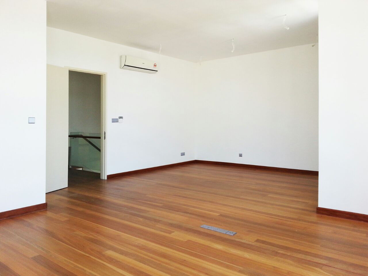 3 STOREY SEMI-D, SUNWAY EASTWOOD SERI KEMBANGAN - photo 5