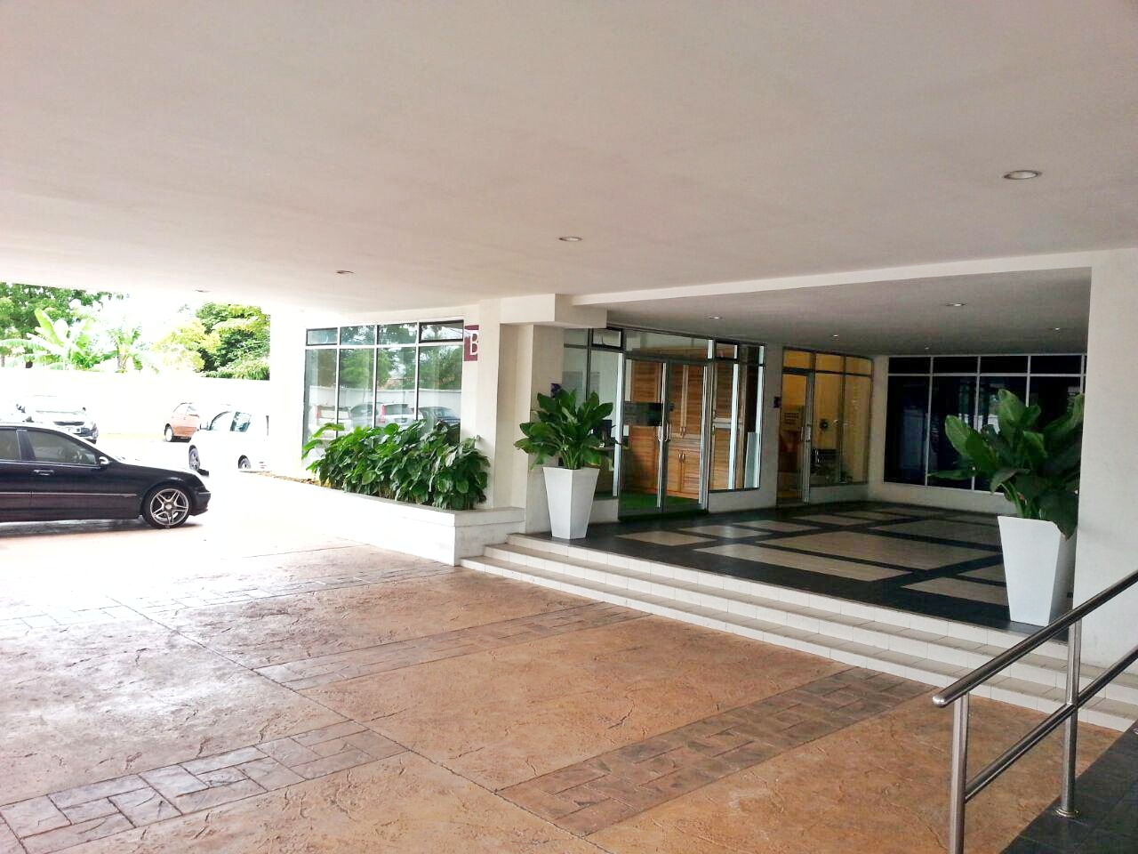 SURI PUTERI SERVICED APARTMENT, SEC 20 SHAH ALAM - photo 9