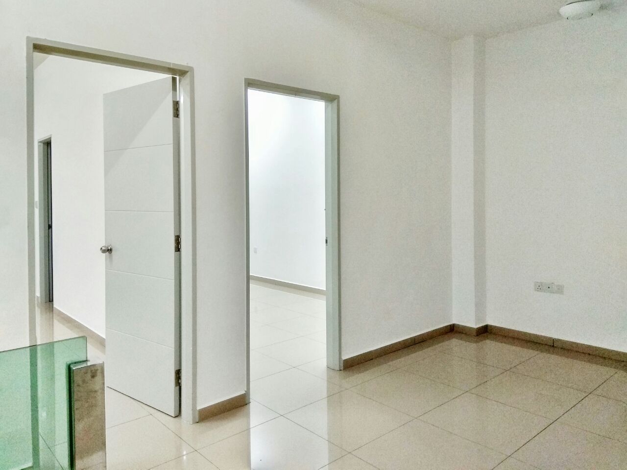 2 STOREY TERRACE HOUSE, NUSARI AMAN 3, SENDAYAN - photo 4