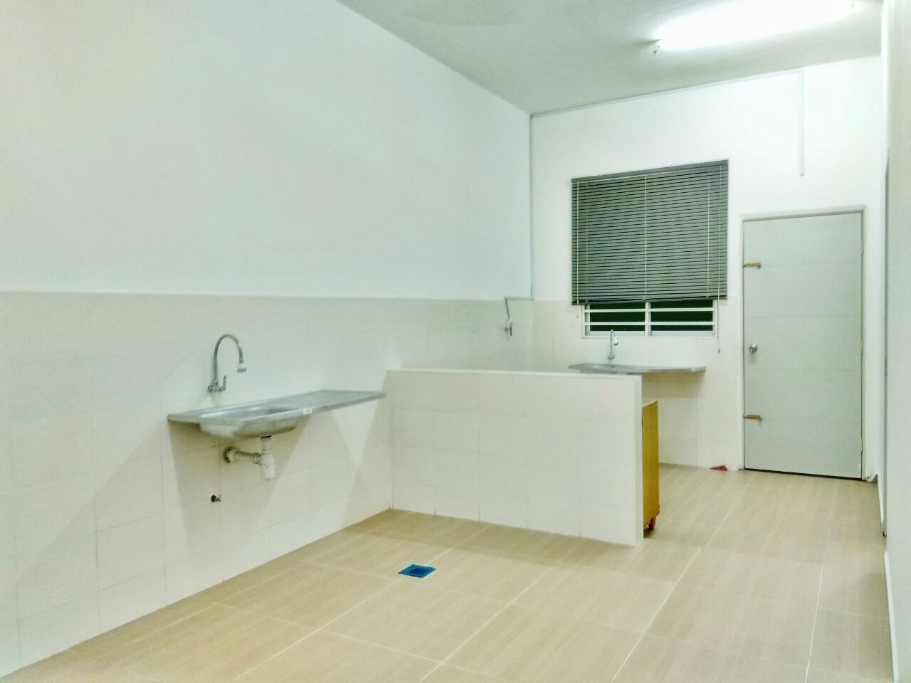 2 STOREY TERRACE HOUSE, NUSARI AMAN 3, SENDAYAN - photo 3