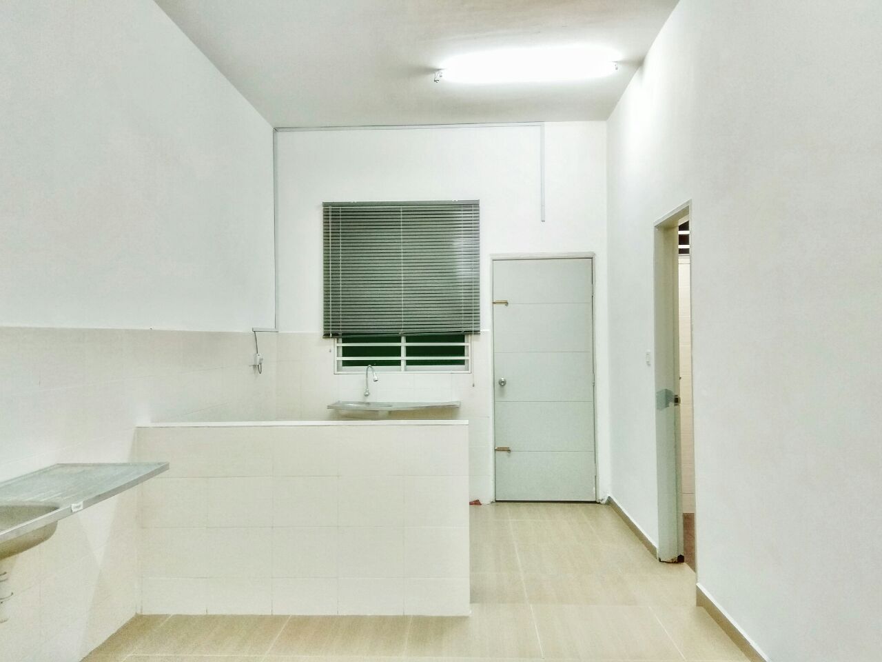 2 STOREY TERRACE HOUSE, NUSARI AMAN 3, SENDAYAN - photo 7