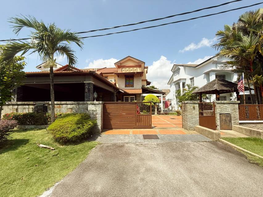 Semi D Two and Half Storey Ukay Perdana Ampang - photo 8