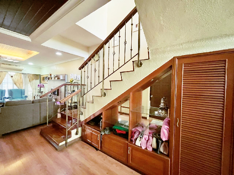 Double Storey House Taman Wawasan 2 Puchong - photo 6