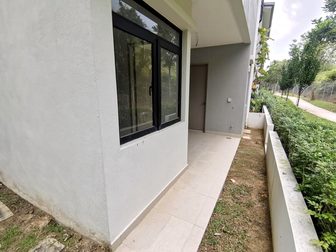End Lot Double Storey Terrace Maple Cyberjaya - photo 3