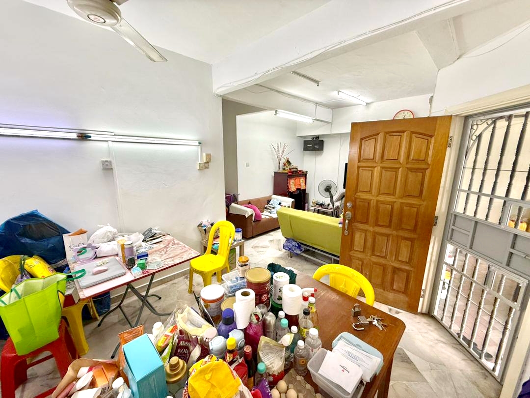 Facing Open Double Storey Terrace House Cheras - photo 2