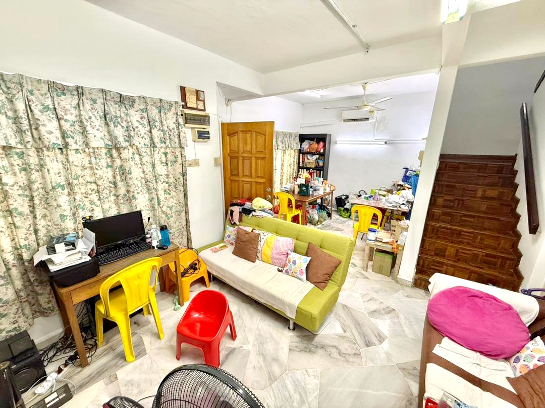 Facing Open Double Storey Terrace House Cheras - photo 4