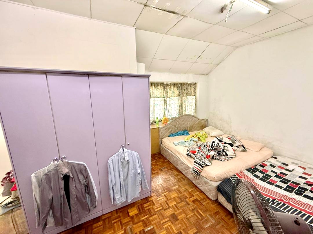Facing Open Double Storey Terrace House Cheras - photo 13