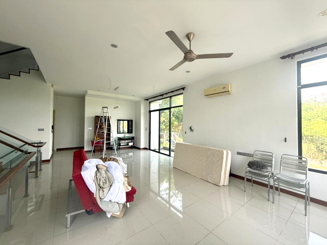Corner Semi D 3 Storey Sunway Eastwood Equine Park - photo 4